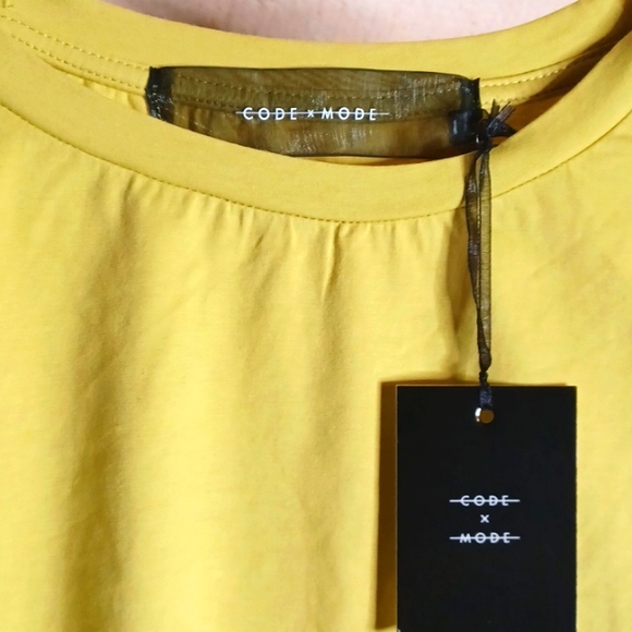 NWT- CODE X MODE Nordstrom- Smocked Cropped Tee- Size Med- Green Olive Green 🫒 - Picture 2 of 4